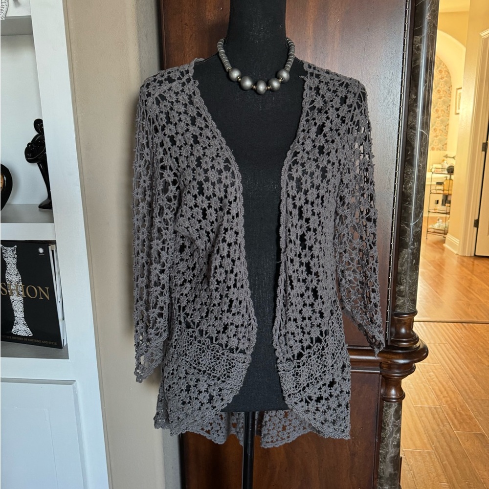 Urban Mango‎ Gray Crochet Open Cardigan
